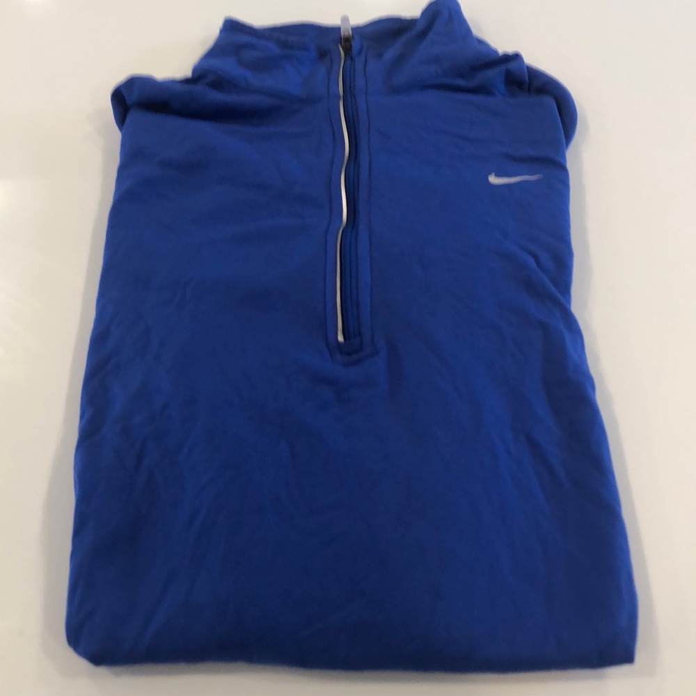 Women’s Nike Dri-Fit Half-Zip size M